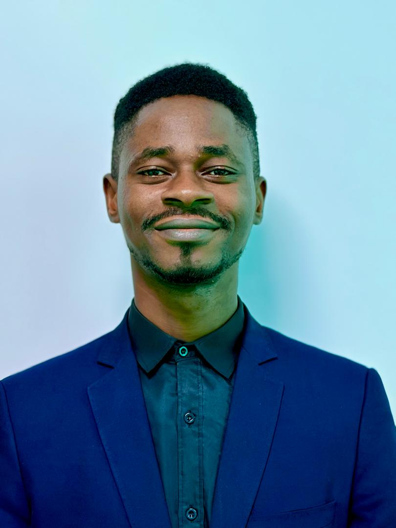 Donald Yakumbur